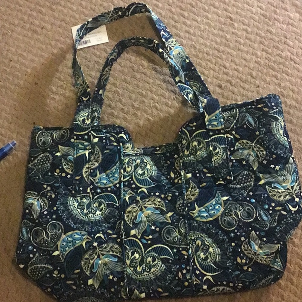 Quilted blue paisley tote. 10 x 16 x 5.